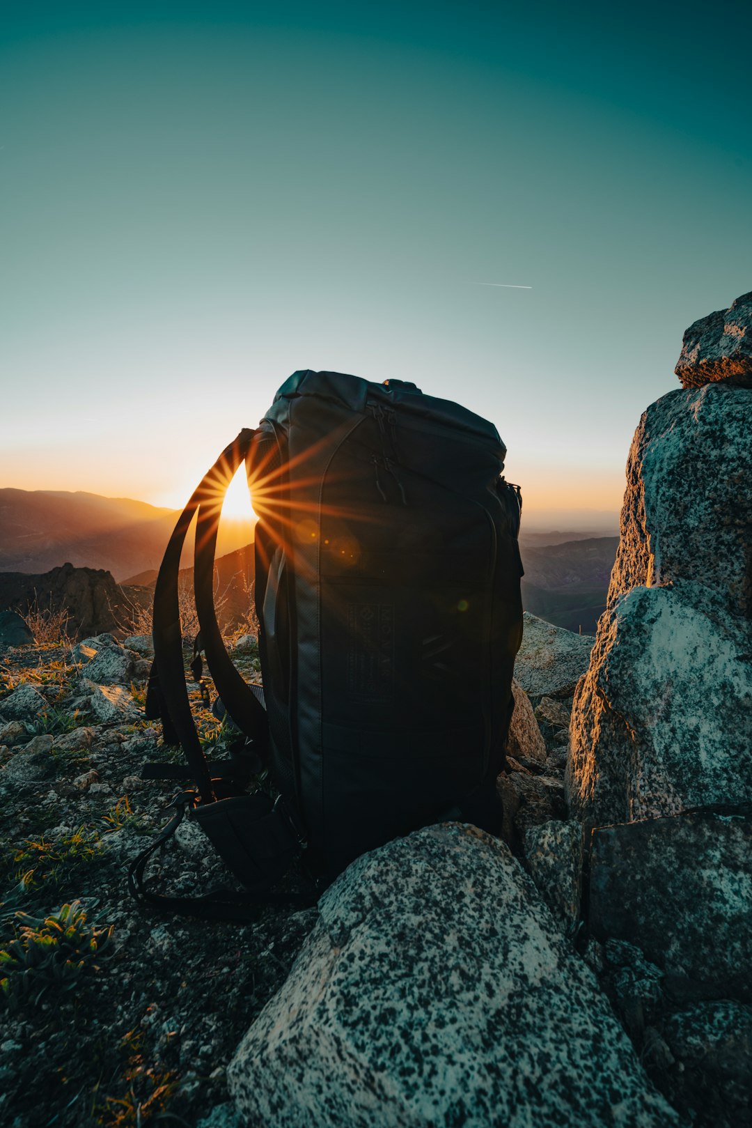5 Best Frameless Ultralight Backpacks Under 400g (2024)